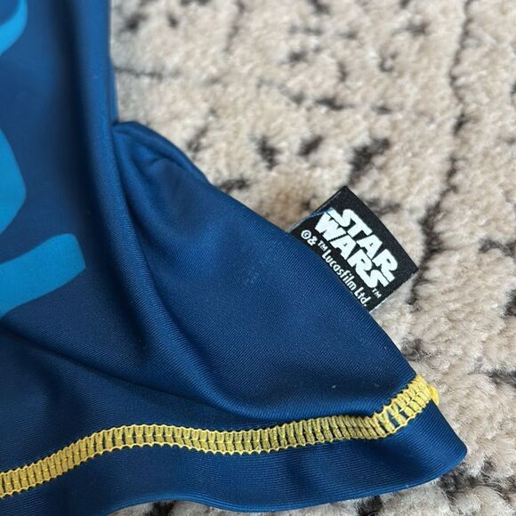 Disney Store Star Wars: The Mandalorian Swim Trunks and Rashguard Boys Sz 5/6 - Picture 6 of 8